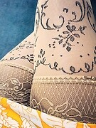 amateur legs nylon 