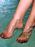 feet pantyhose teen